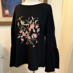 NWT WD.NY Embroidered Floral Black Top w/ Bell Sleeves Size 1X